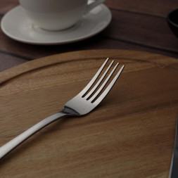 Вилка столовая из нержавеющей стали 18,7 см P.L. Proff Cuisine Cafe